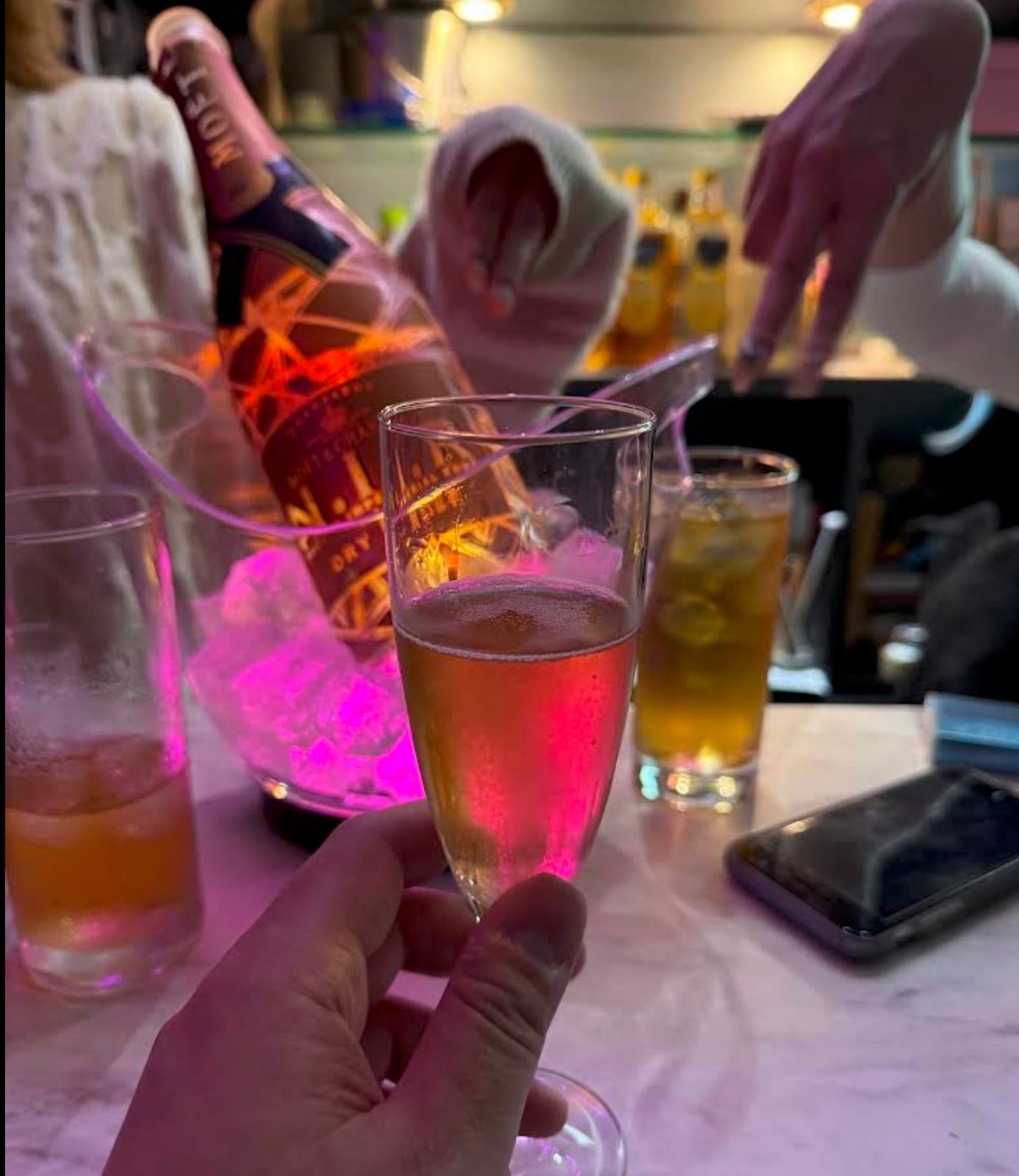 五反田 Girlsbar GO!!! 店内写真